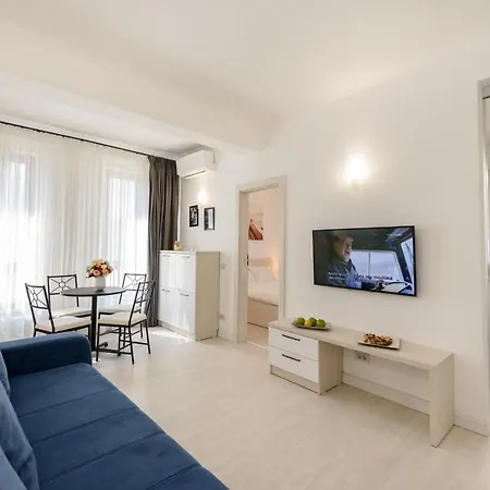 Aquarium 6 아파트